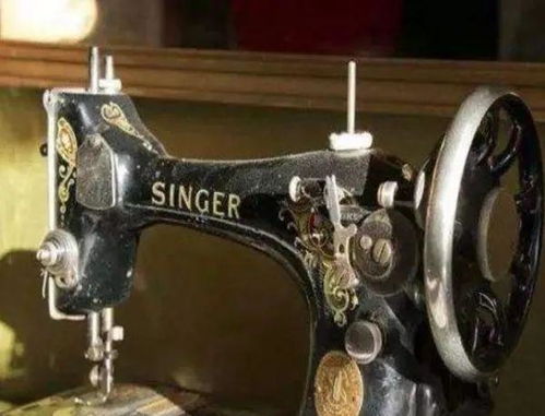 為什么有人高價回收80年代的縫紉機？收古董大哥說出了實情